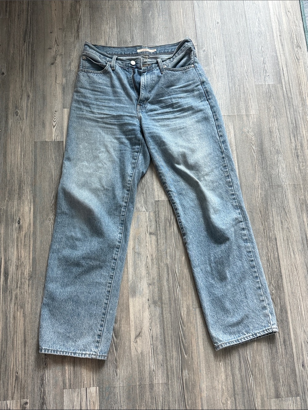 Women’s ‘94 Baggy Levi’s